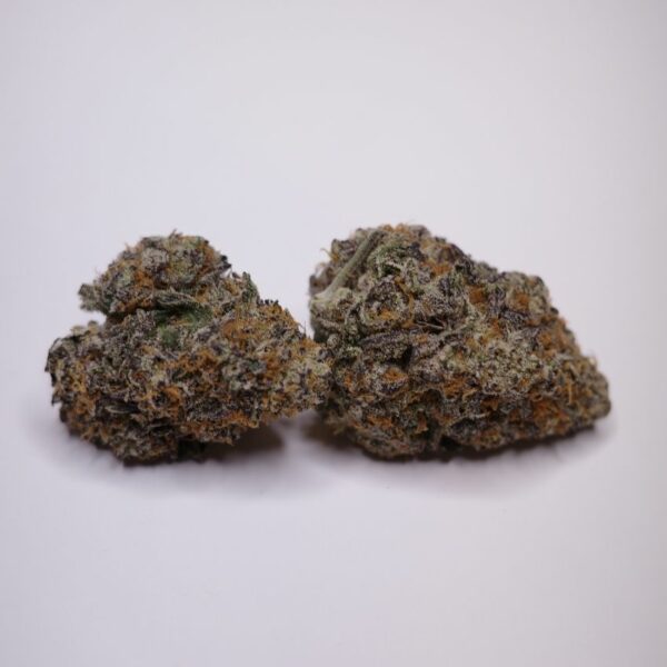 White Runtz - Hybrid (Indica Dominant) - Relaxed and calm